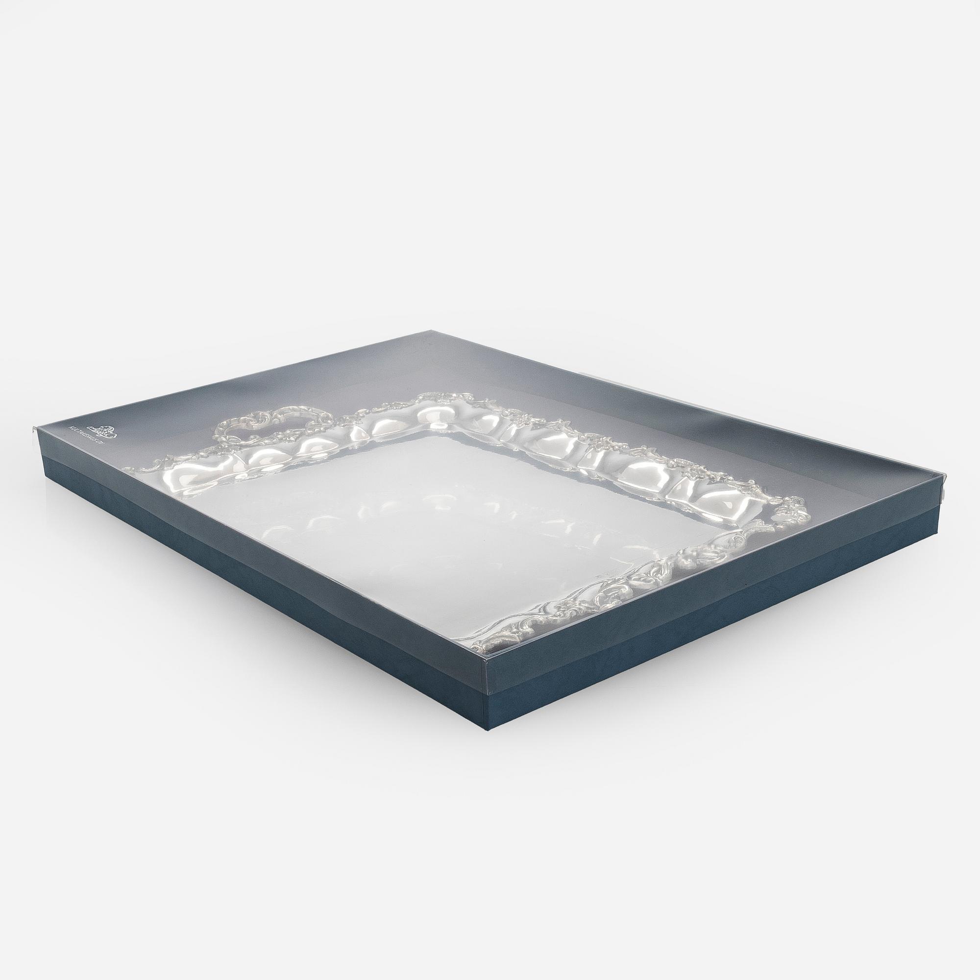 A silver tray, Kultakeskus, Hämeenlinna 2008.