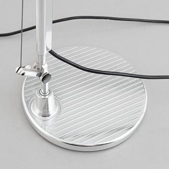 Michele De Lucchi & Giancarlo Fassina, bordslampor, ett par, "Tolomeo", Artemide, Italien.