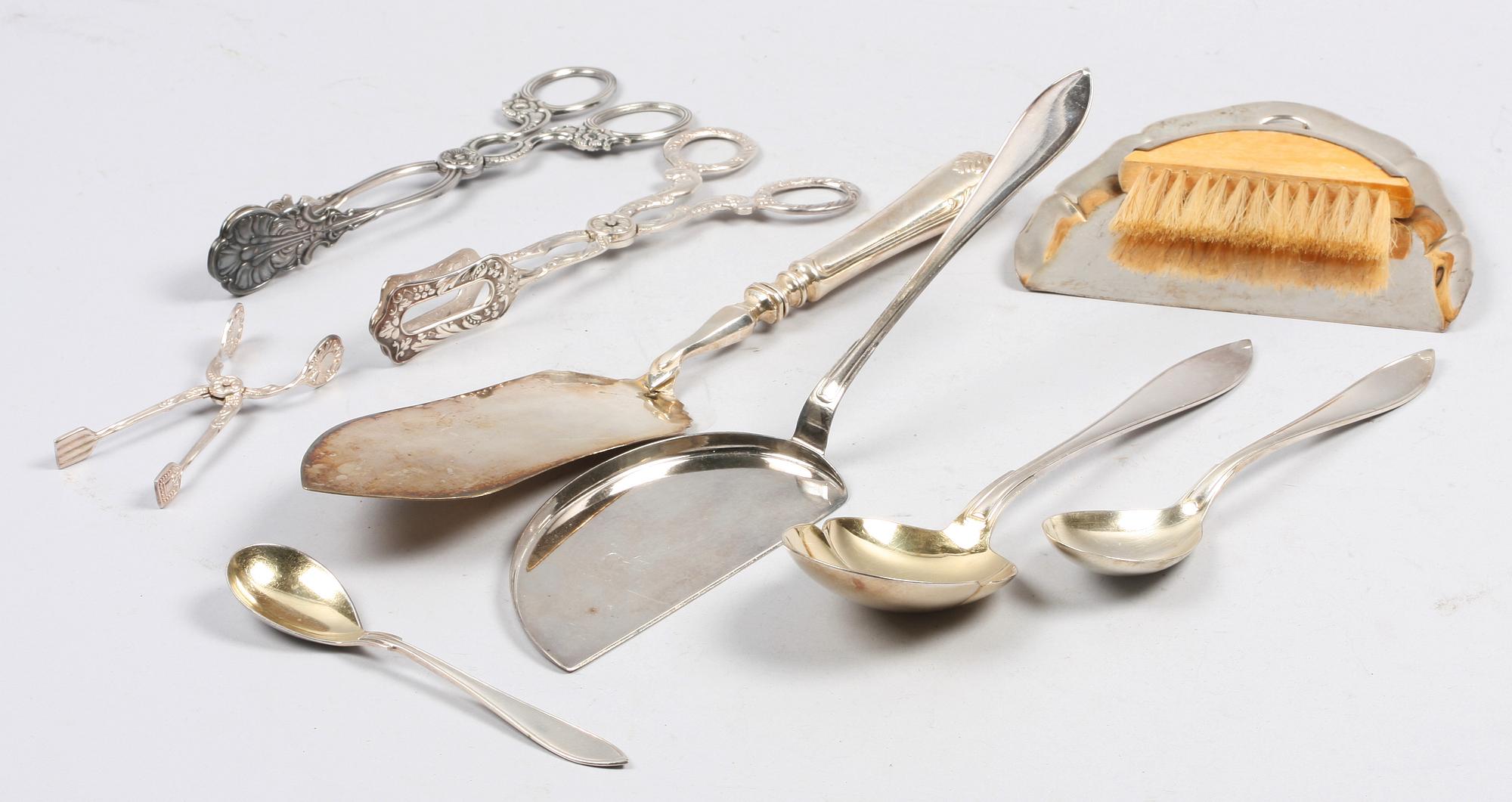 PARTI NYSILVER, ca 40 delar.