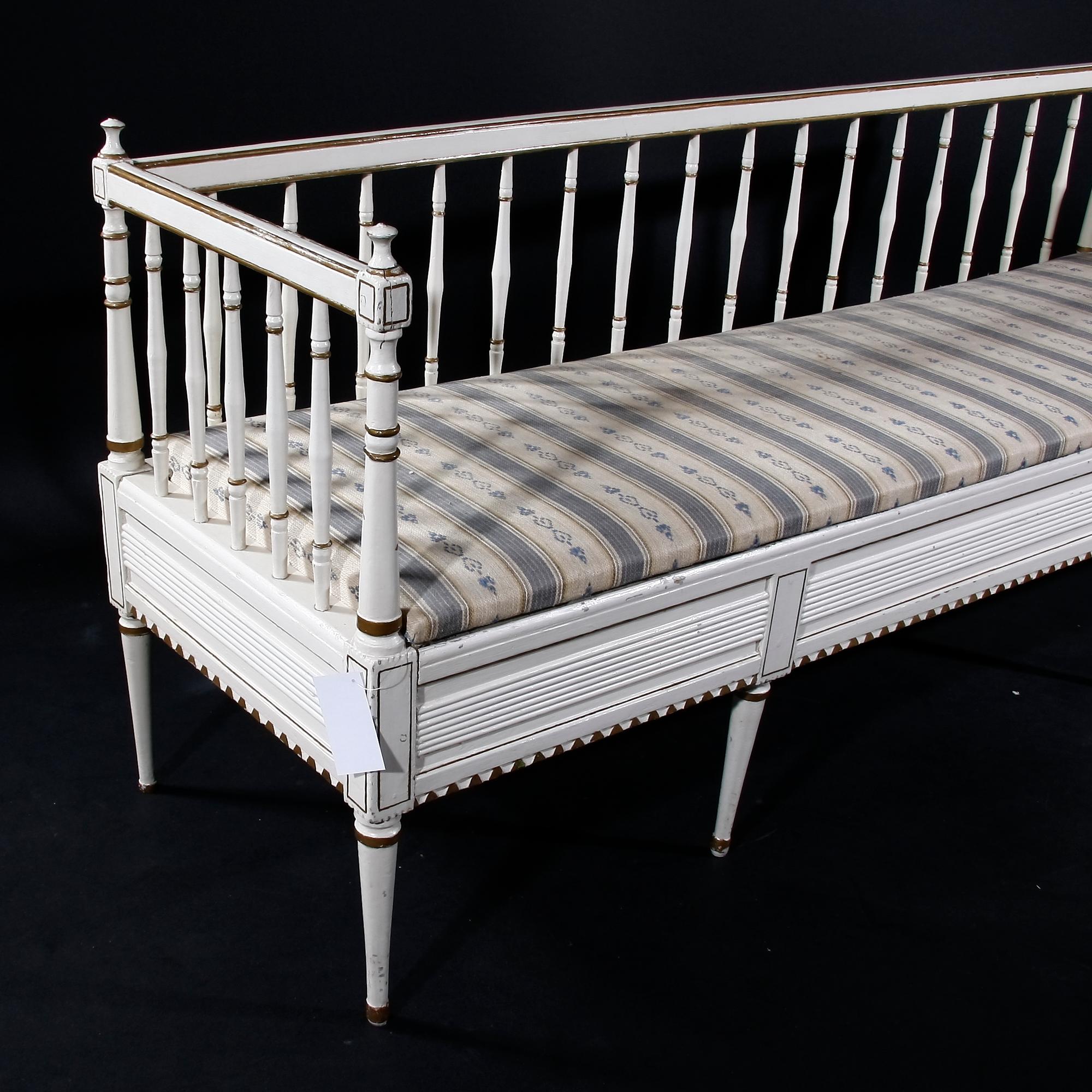 SOFFA, gustavianskt provinsarbete, tidigt 1800-tal.