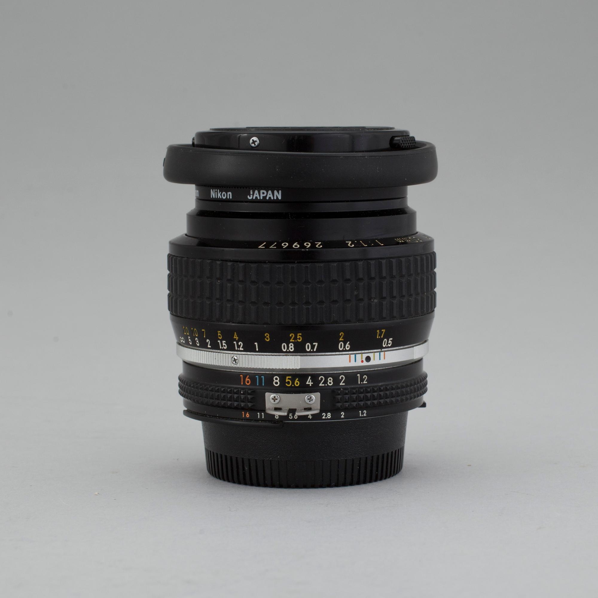 KAMERAOBJEKTIV, Nikon, Nikkor 50 mm 1:1:2, nr. 269677.