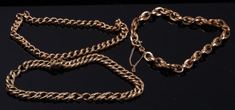 ARMBAND, 3 st, 18 K guld, bl a 1917. Ca 20 g.