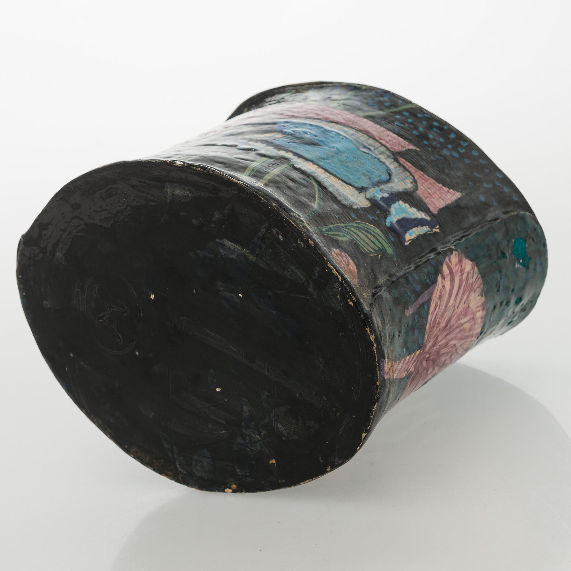 Dorrit von Fieandt, A ceramic vase, monogram signed DF. Unique piece. Latter half of the 20th century.