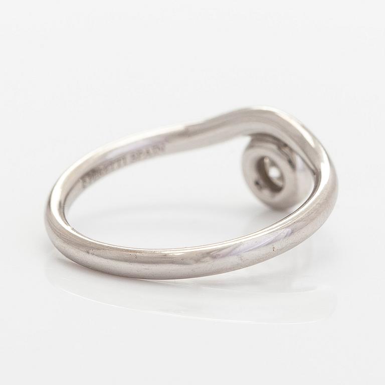 Tiffany & Co, Elsa Peretti, sormus, "Diamonds by The Yard", platinaa ja briljanttihiottu timantti.