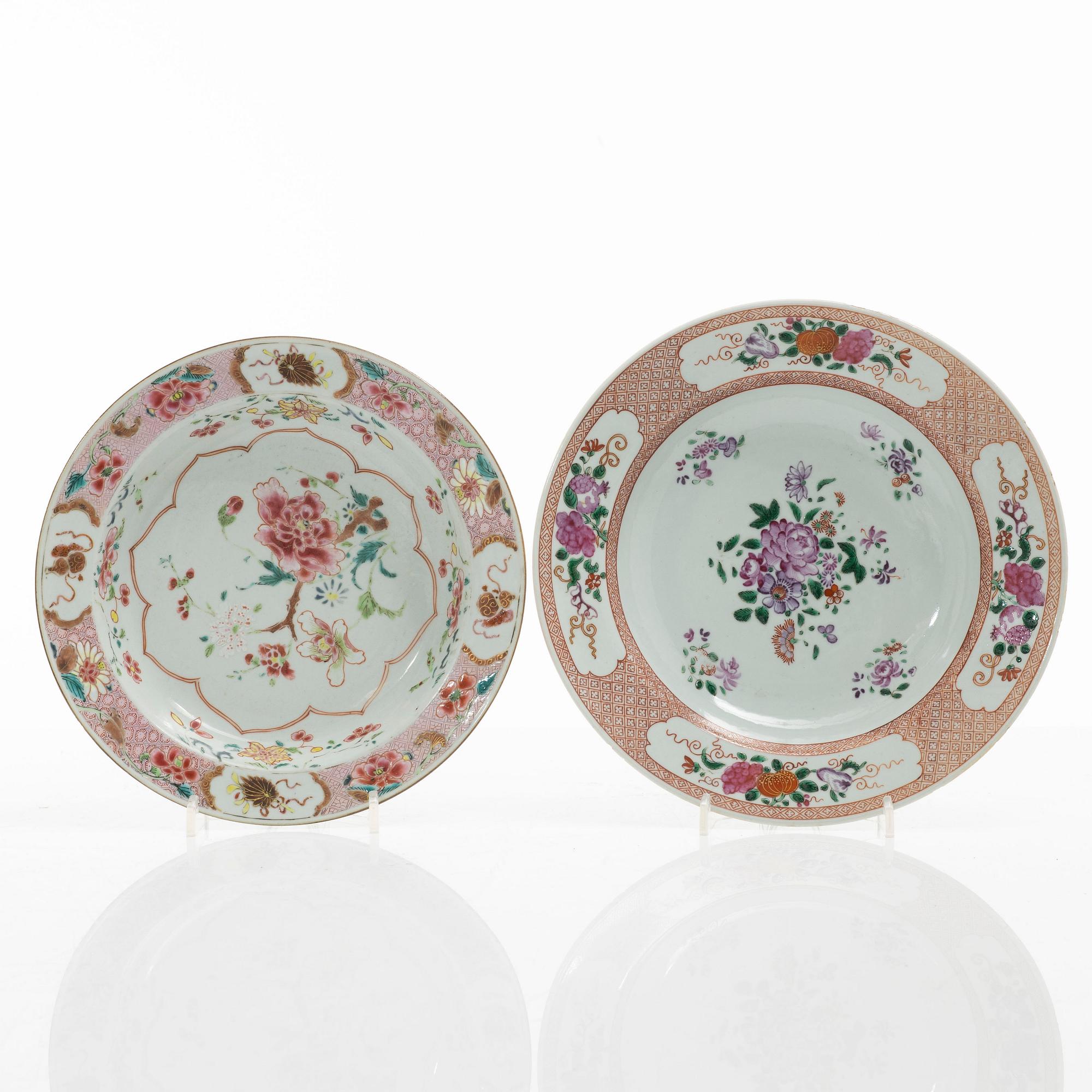 Tallrikar, 15 stycken, porslin, Kina, Qingdynastin, 1700-tal.