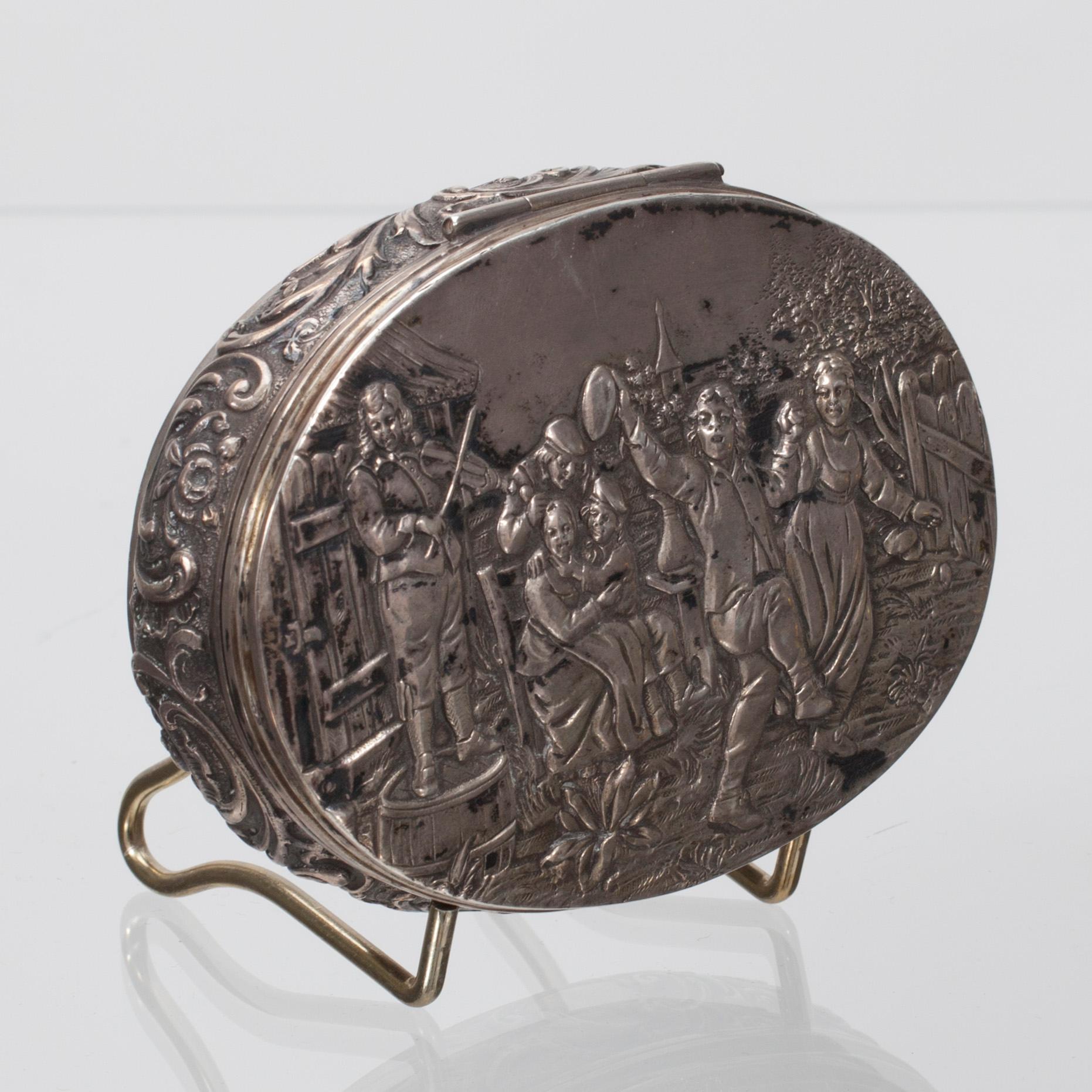 DOSA, FAT, 2 st, och ASKFAT, 2 st. Silver. Bl.a. Holland 1920-tal. Vikt totalt ca 260 g.