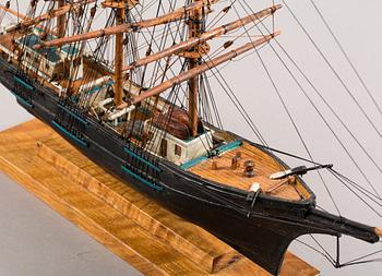 MODELLSKEPP, Amerikansk Rigg. Enligt påskrift bygg 1880 och renoverad 2015.