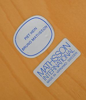 SOFFBORD, "Superellips" Design Bruno Mathsson och Piet Hein för Fritz Hansen, 1900-talets andra hälft.