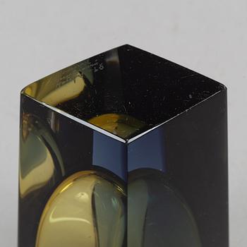 Kaj Frank, a glassv vase, 'Prisma', from Nuutajärvi Notsjö, signed and dated -65.