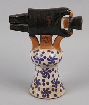 FIGURIN, keramik, "Samhällsdebatten", Lisa Larsson Gustavsberg.