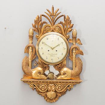 Väggpendyl signerad Eduard Engelbrechten, (verksam i Stockholm 1815-1845). Senempire.