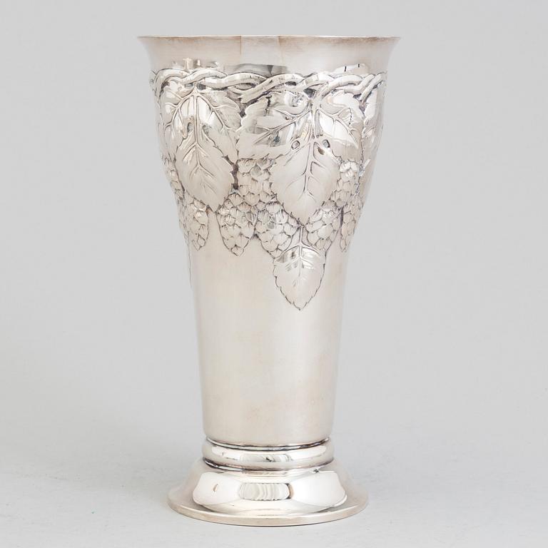 A Danish Art Nouveau silver vase, maker's mark A Dragsted, Copenhagen 1919.