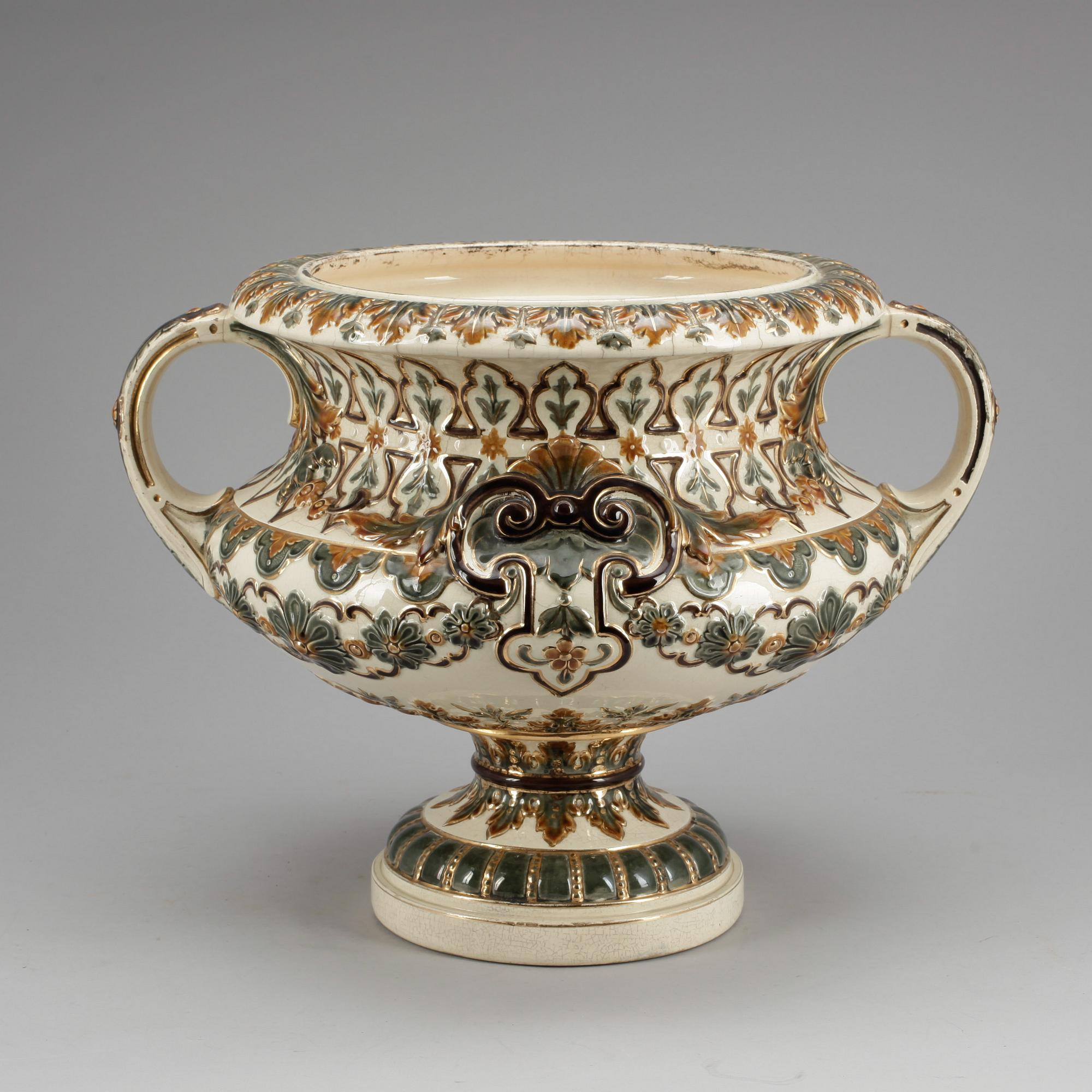 HÄNKELURNA. Majolika. Rörstrand.