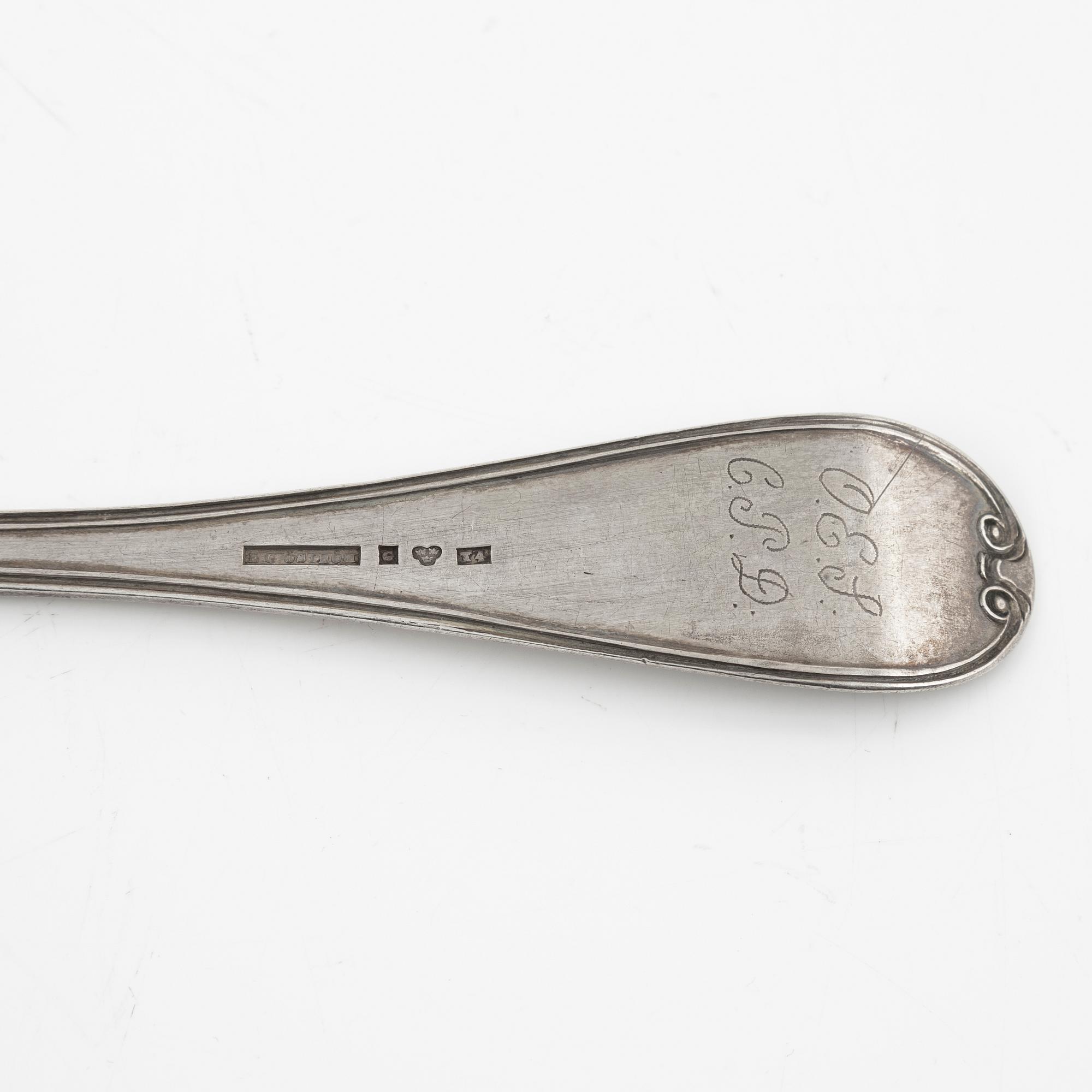 Skedar,  12 st, silver, bla av Johan Jacob Ulfsberg,  Nyköping 1813.