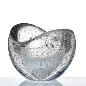 Timo Sarpaneva, "Hiidelhelmi" (Devil’s pearl), skål, Iittala, Finland 1956.
