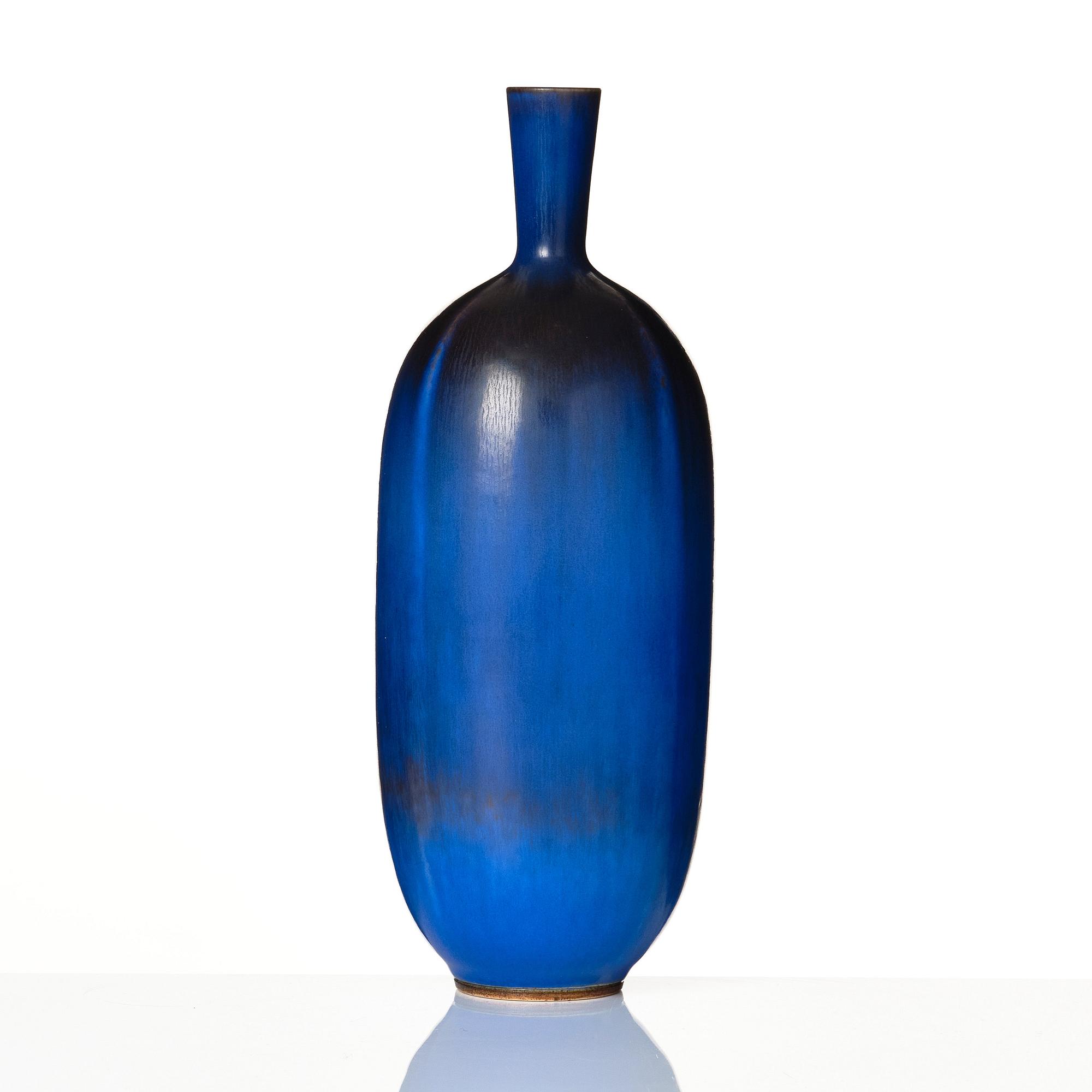 Berndt Friberg, a stoneware vase, Gustavsberg studio, Sweden 1954.