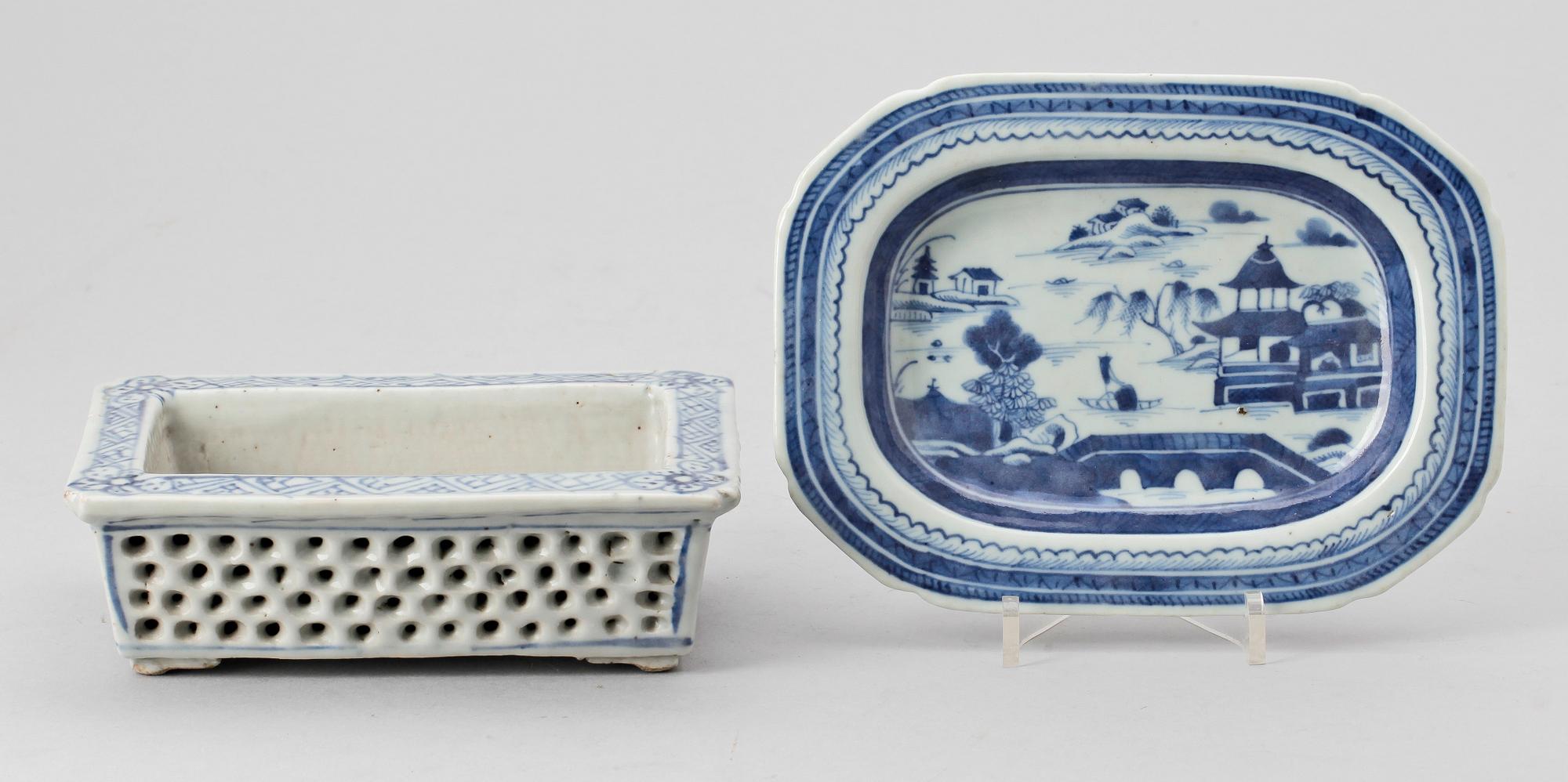 SKÅL samt TERRINFAT, porslin, Kina. 1800-tal.