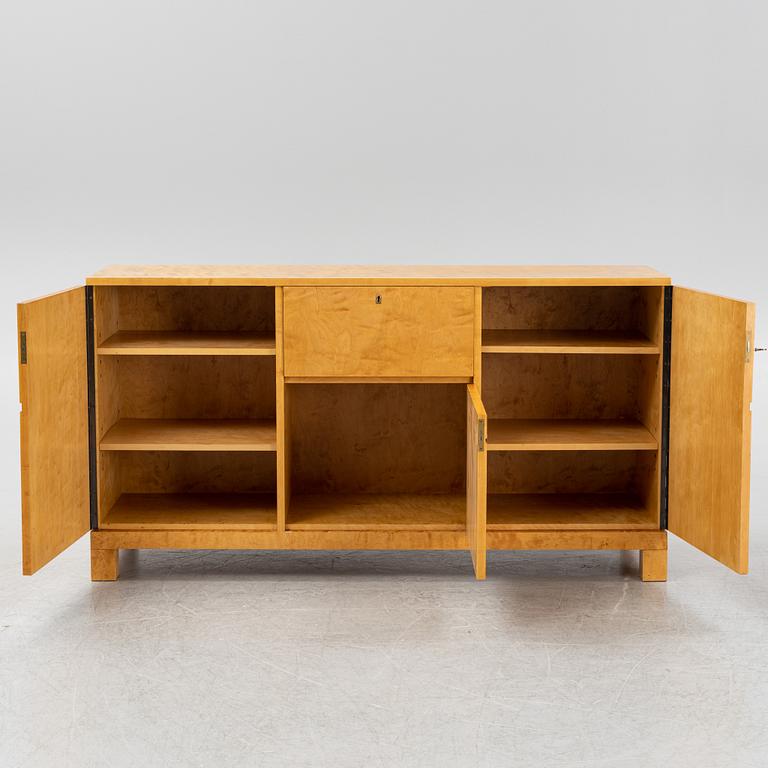 Sideboard, funkis, Sverige, 1930/40-tal.