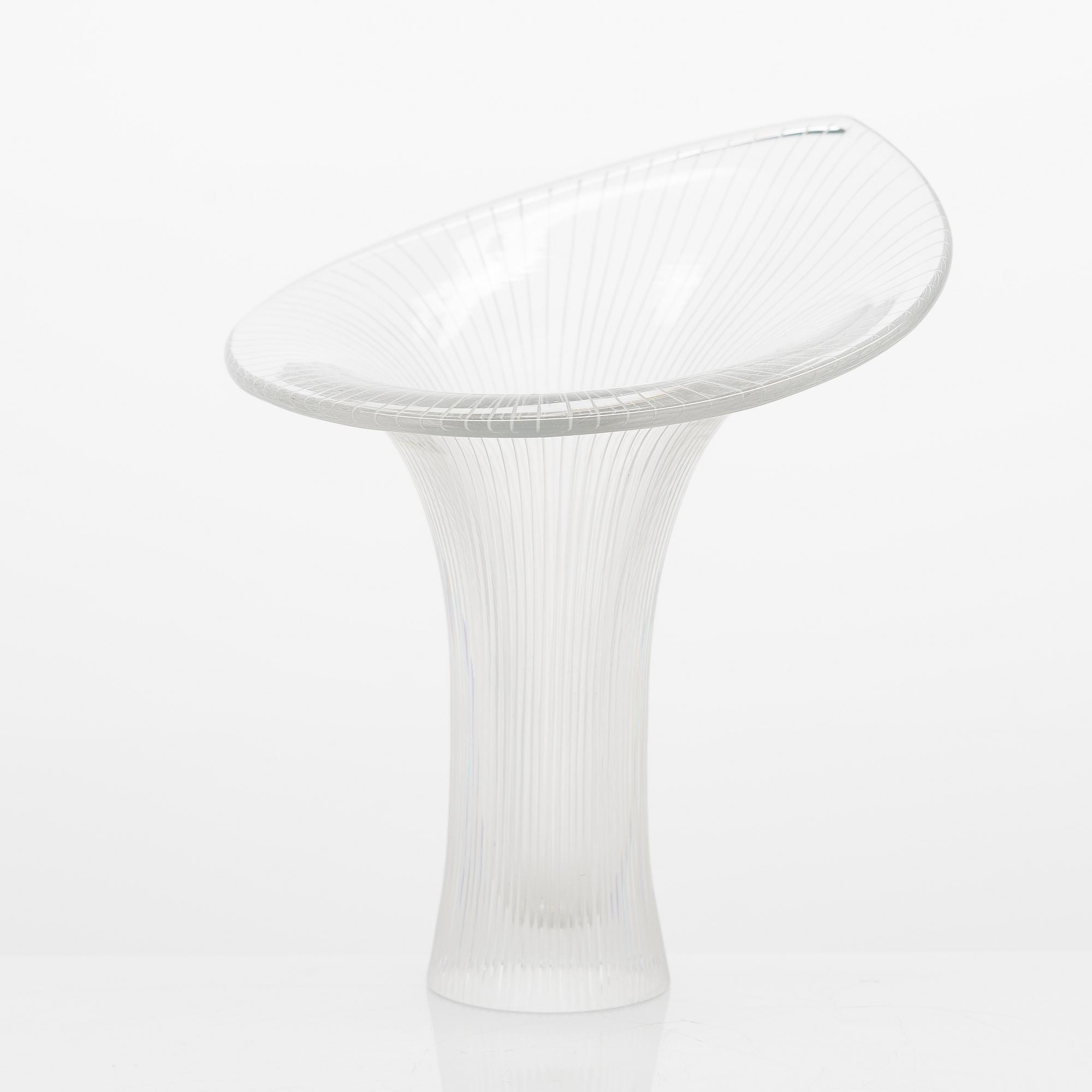 Tapio Wirkkala, maljakko, "Kantarelli", signeerattu Tapio Wirkkala Iittala -54.