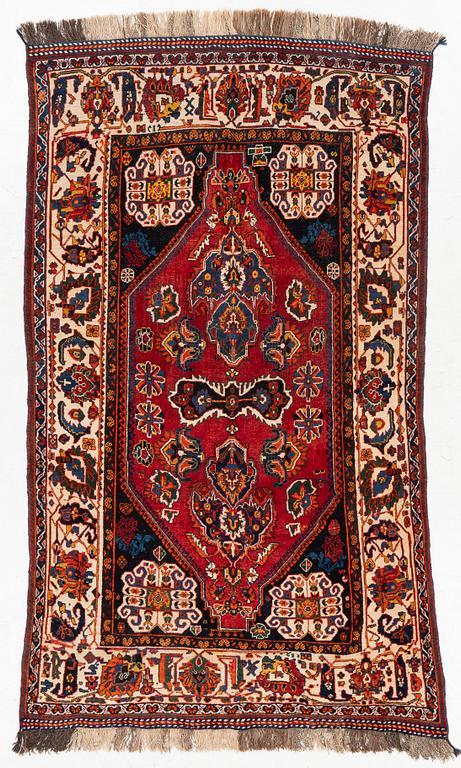 An antique Kashkuli Qashqai rug, South Persia, c. 249 x 150 cm. .