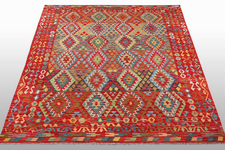 A carpet, kilim, ca 297 x 202 cm.