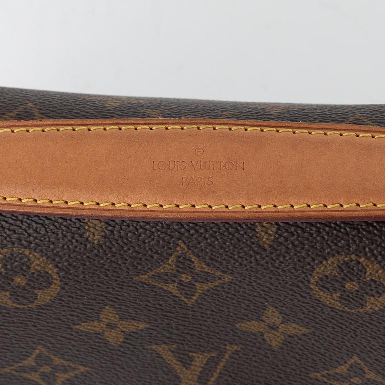 Louis Vuitton, a 'Pochette Metis' monogram canvas handbag, 2020.