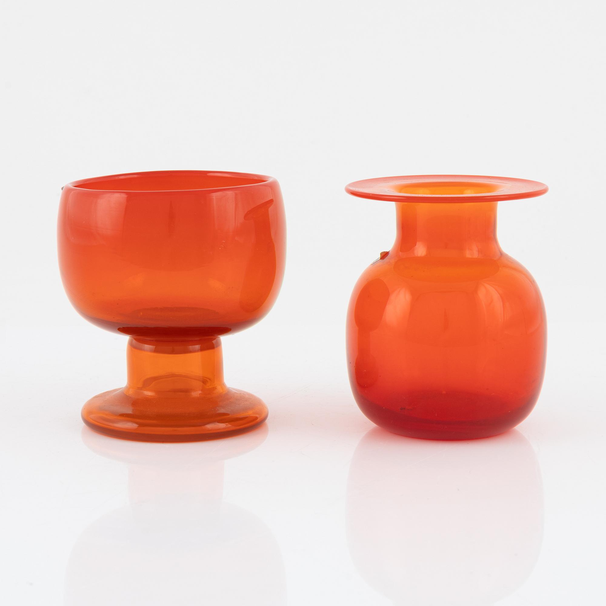 Kaj Franck, 2 vases, Nuutajärvi Notsjö, Finalnd, signed.