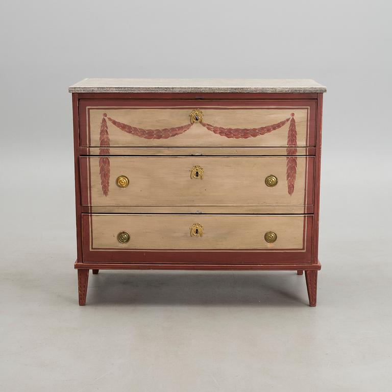 BYRÅ, gustaviansk, ca 1800.