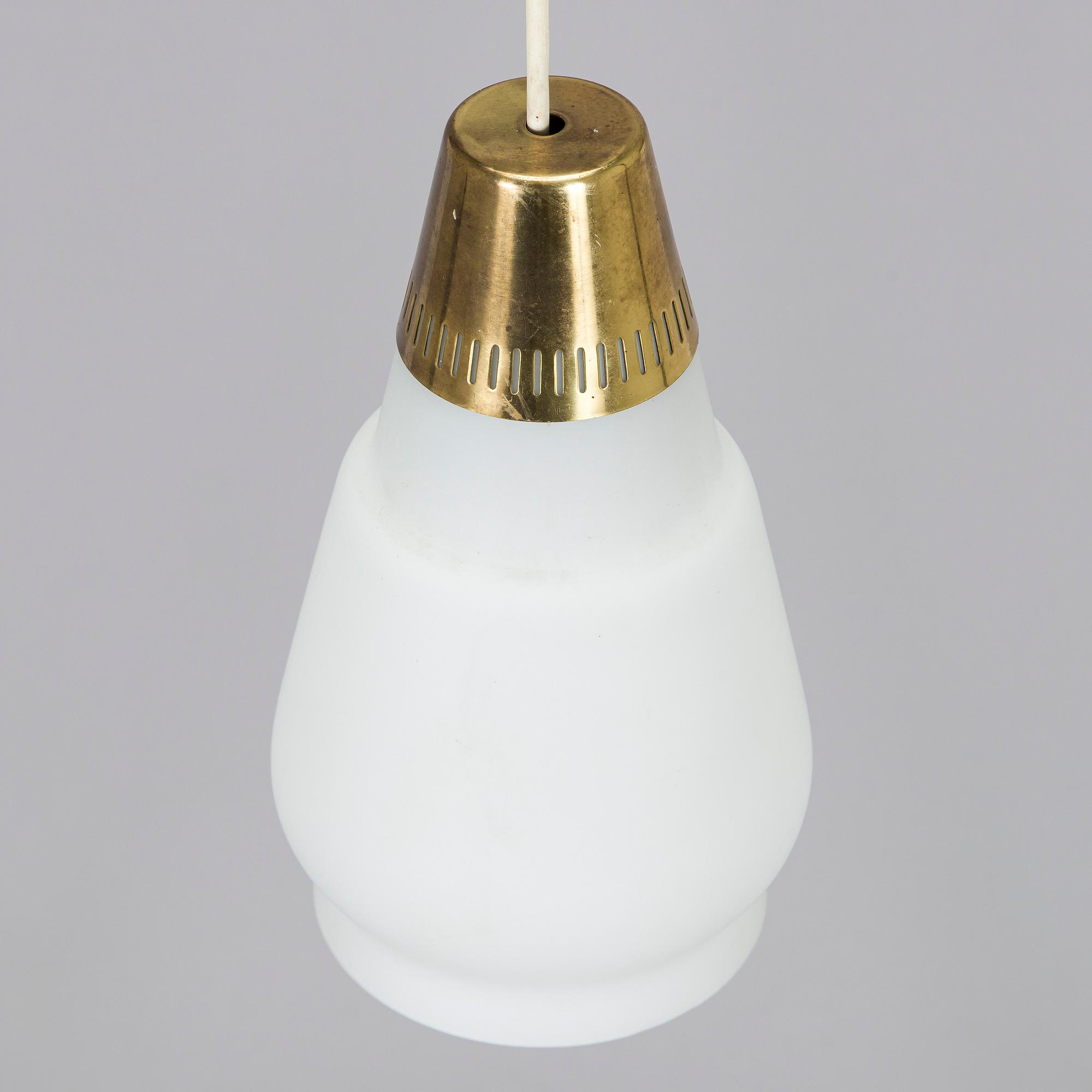 Taklampa, modell K3-74 för Idman 1900-talets mitt.