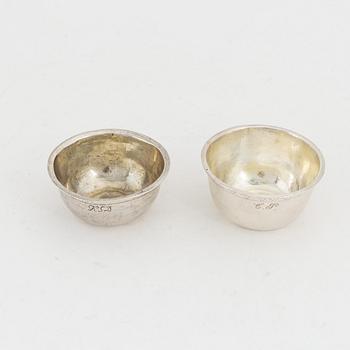 Two Swedish silver tumblers, mark of JJ Ulfsberg, Nyköping circa 1810, and M Sedelin, Sundsvall 1803.