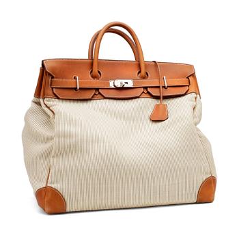 363. HERMÈS, a traveling bag, "Haut à Courroies".