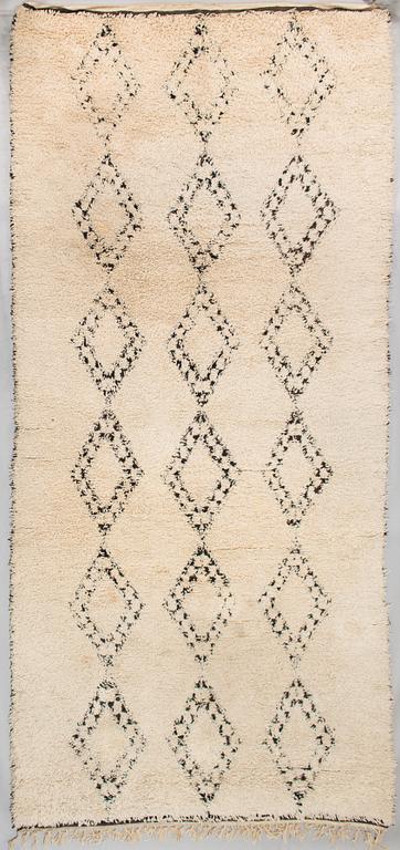 A Moroccan Beni Ourain carpet. circa 420x196 cm.