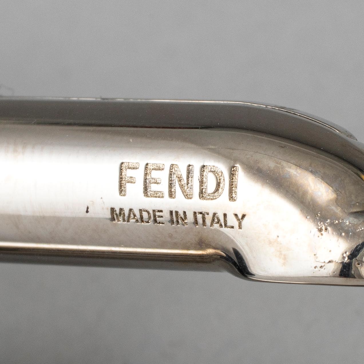 FENDI, örhängen, "F is Fendi".