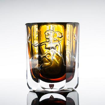 AN OLLE ALBERIUS ARIEL VASE, ORREFORS GALLERY -88.