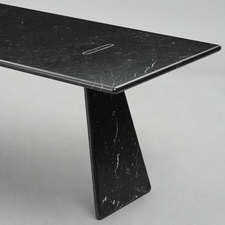 Angelo Mangiarotti, bord, "Asolo", Agapecasa, Italien, 2020.