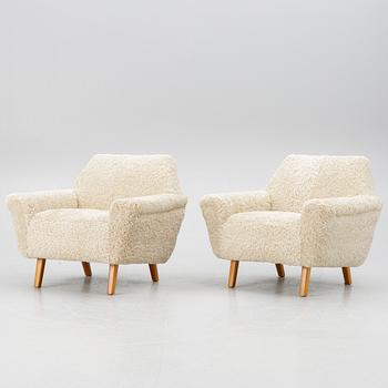 A pair of lounge chairs, second half of the 20th century.