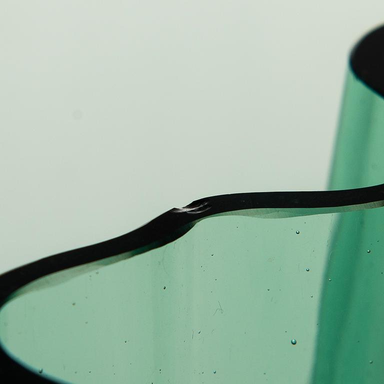 Alvar Aalto, A '9750' vase Karhula Glassworks in production 1937-1949. Finland.