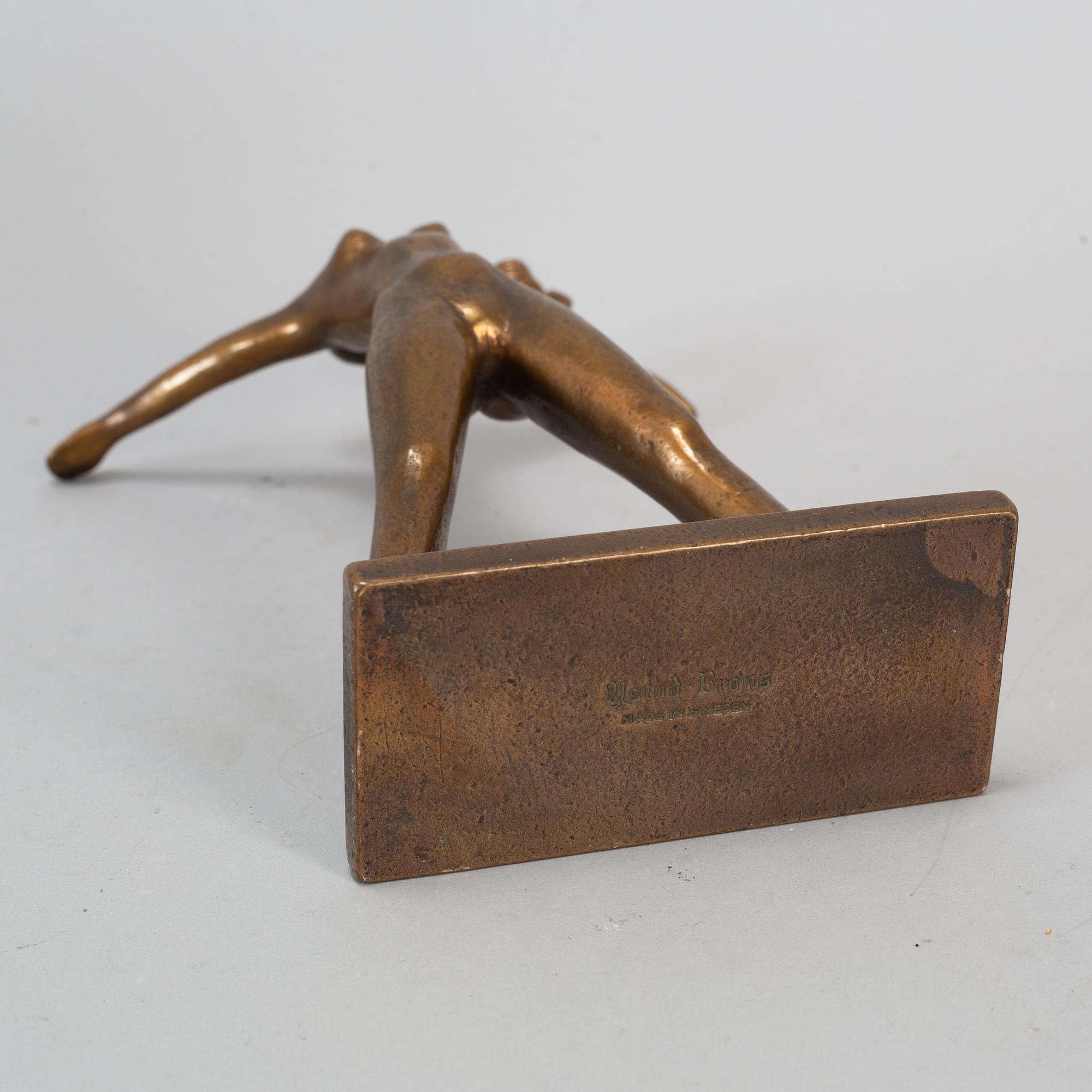 STIG BLOMBERG, skulptur, brons, Fritidsflickan", Ystad-Brons.