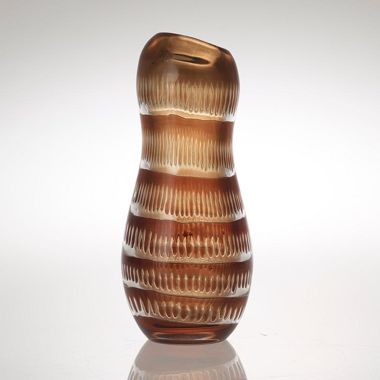 An Edvin Öhrström ariel glass vase, Orrefors 1955.