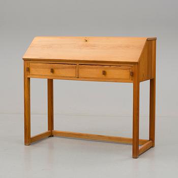 SEKRETÄR, "Lundvik", Carl Malmsten, formgiven 1935.