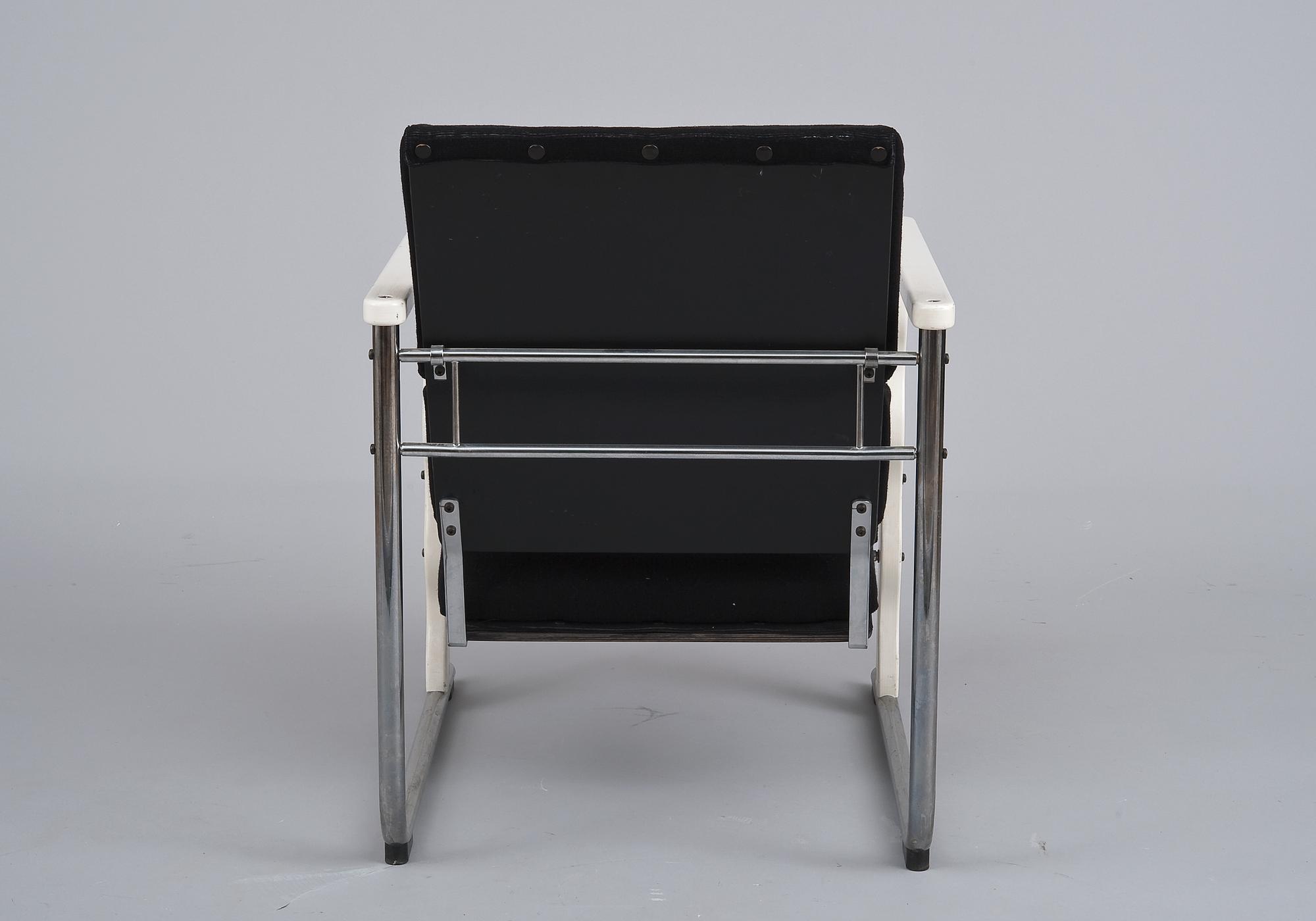 Yrjö Kukkapuro, NOJATUOLI.