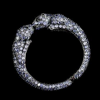 ARMBAND, sterlingsilver, tanzaniter totalt ca 50.00 ct.