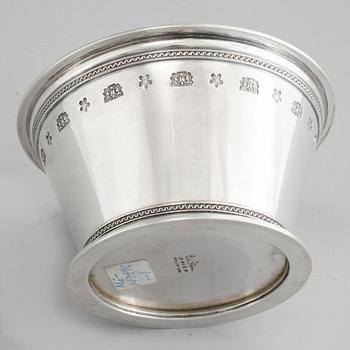 WIWEN NILSSON, skål, silver, "Den bysantinska modellen", Lund, 1941, vikt 384 gram.
