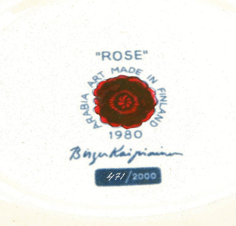 FAT, stengods. Birger Kaipiainen, Arabia Finland. "Rose". 471/2000.