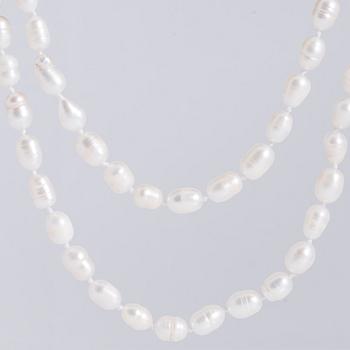 A cultured freshwater pearl necklace.