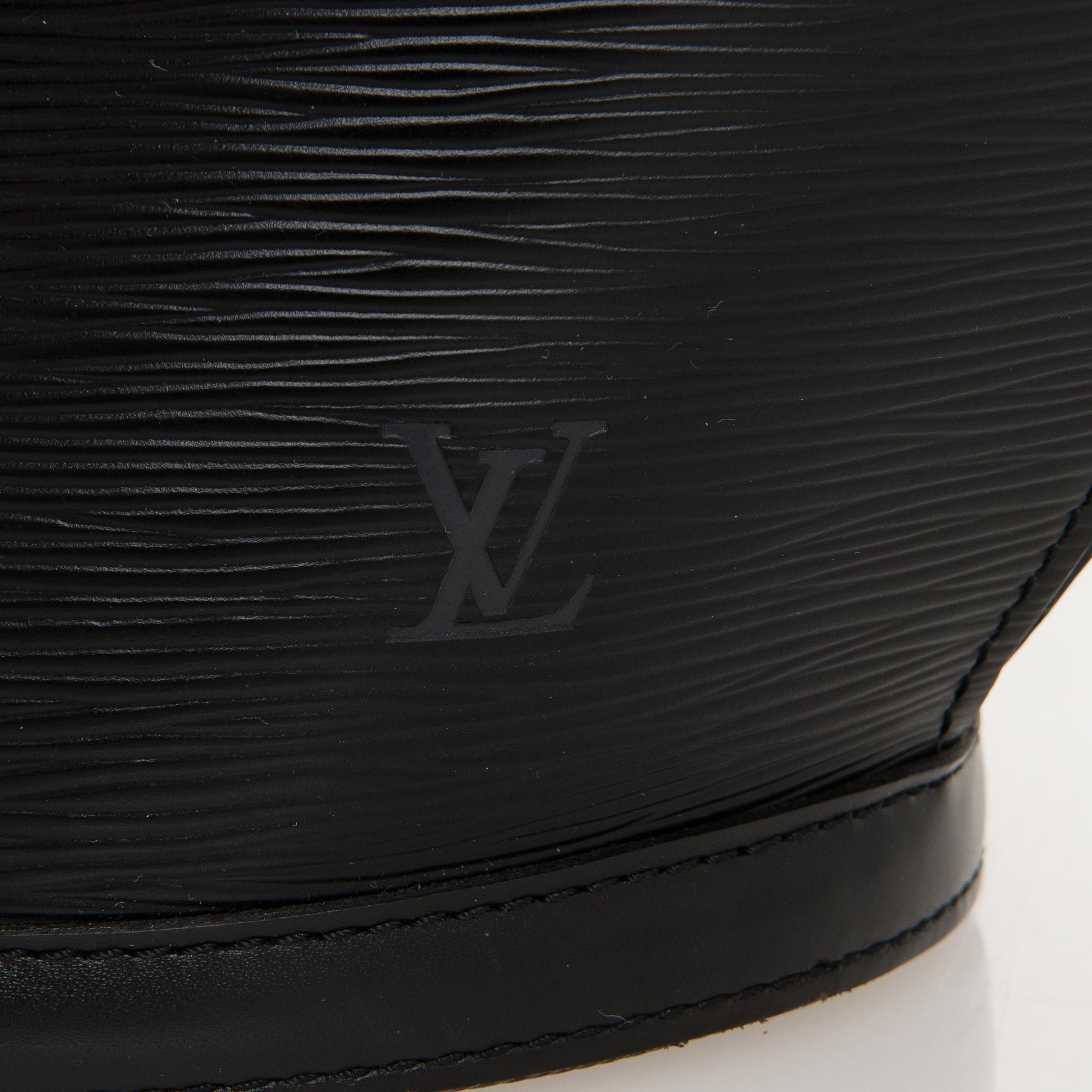 LOUIS VUITTON EPI LEATHER SAINT JACQUES GM TOTE BAG.