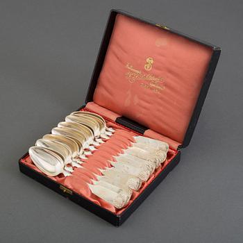 a set of 12 silver spoons by Wilhelm Pettersson Åbo Finland 1898.