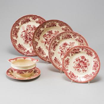 MATSERVIS 72 delar, flintgods. "Röd fasan", Old Gustavsberg, 1900-talets andra hälft.