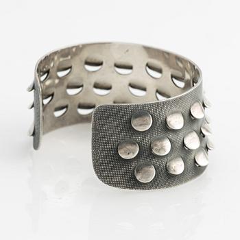 Grete Prytz-Kittelsen, för J. Tostrup, armring, sterlingsilver, Norge.