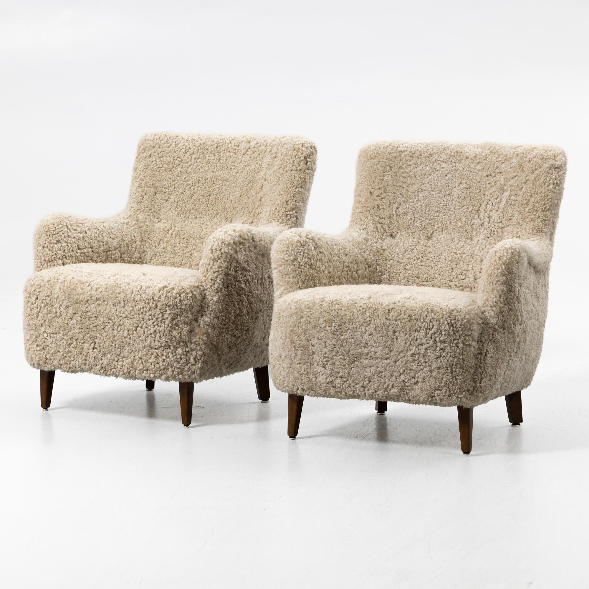 A pair of Scandinavian Modern armchairs, Denmark, 1940s.